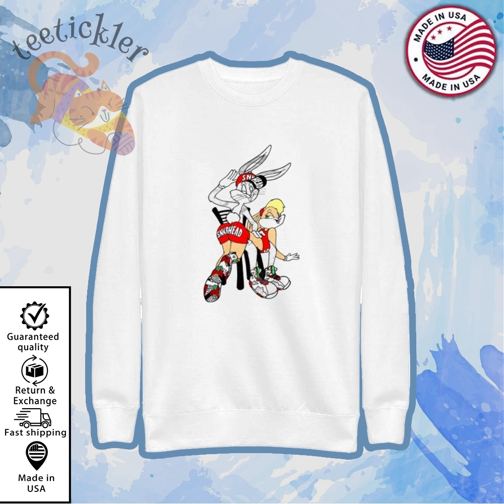Looney Tunes Bugs Bunny And Lola Bunny Sneakerhead Shirt 5 Looney Tunes Bugs Bunny And Lola Bunny SNEAKERHEAD Shirt