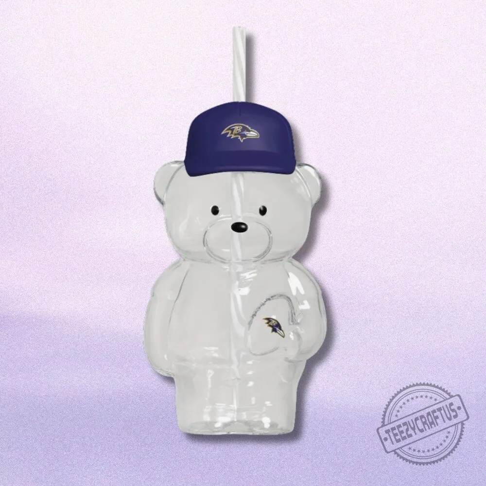 Baltimore Ravens Fan Bear Glass Tumbler – Personalized NFL Teddy Bear Sipper with Purple Team Cap