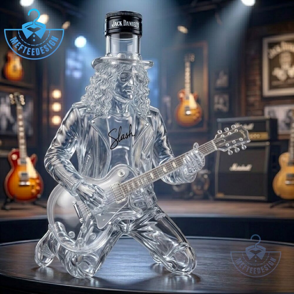 Limited Edition Jack Daniels x Slash Whisky Decanter Featuring The Guitarists Image Barware 3 Limited Edition Jack Daniels x Slash Whisky Decanter Featuring The Guitarists Image Barware