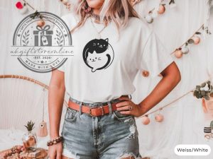 Minimal Cat T-Shirt, Gift for Cat Lovers 1 Minimal Cat T Shirt Gift for Cat Lovers ukgiftstoreonline.com 1