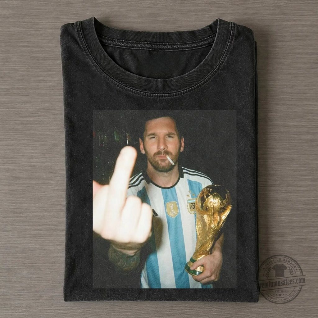 Lionel Messi World Cup Middle Finger Celebration Vintage Black T-Shirt Lionel Messi World Cup Middle Finger Celebration Vintage Black T-Shirt