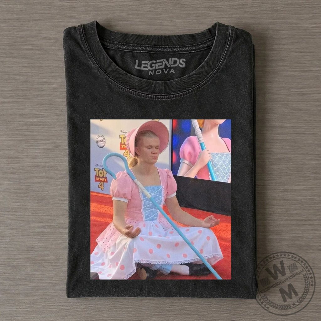 Erling Haaland Bo Peep Toy Story Funny Meme T-Shirt Erling Haaland Bo Peep Toy Story Funny Meme T-Shirt