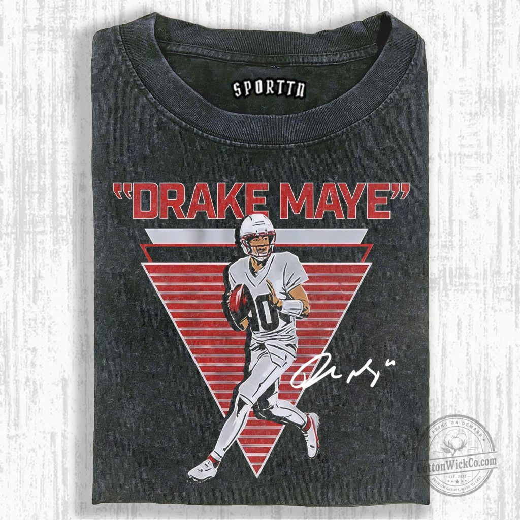 Drake Maye Vintage Football Player Graphic T-Shirt