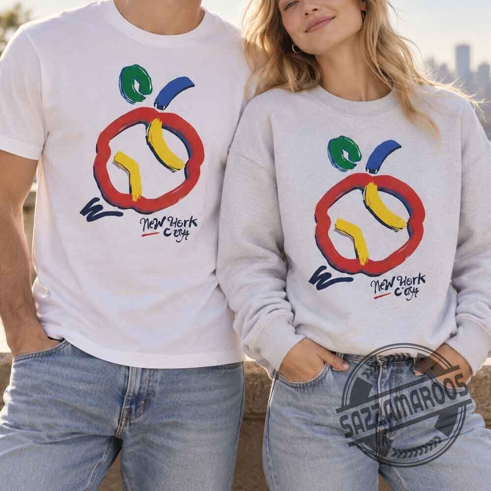 Harry Styles New York 94 Big Apple Vintage Sweatshirt in NYC 7 Harry Styles New York 94 Big Apple Vintage Sweatshirt in NYC
