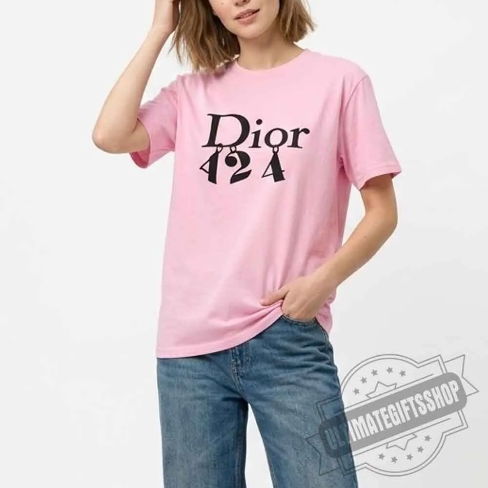 Anya Taylor-Joy Dior A24 Pink T-shirt 4 Anya Taylor-Joy Dior A24 Pink T-shirt