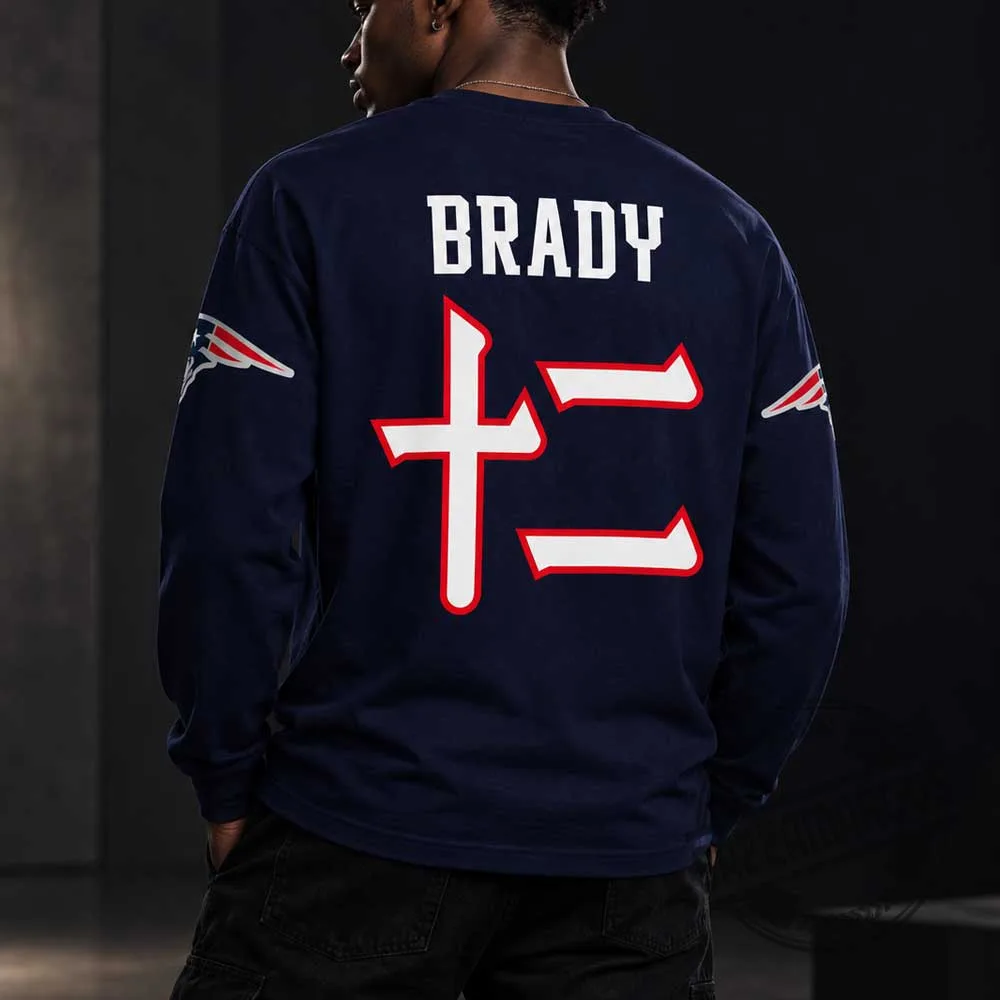 Tom Brady #12 New England Patriots Japanese Kanji Long Sleeve Shirt (4) Tom Brady #12 New England Patriots Japanese Kanji Long Sleeve Shirt – image 4 of 4