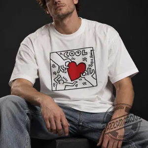 Orville Peck Wearing Vintage Keith Haring Stay Cool Heart Shirt at VMAs 2026 7 Orville Peck Wearing Vintage Keith Haring Stay Cool Heart Shirt at VMAs 2026