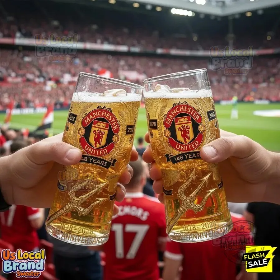 Commemorative Drinking Glass for Manchester United Football Club's 148th Anniversary