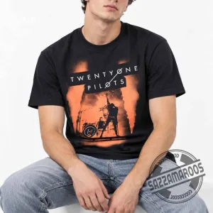 Josh Wearing Twenty One Pilots 2017 Emotional Roadshow Tour T-Shirt 6 Josh Wearing Twenty One Pilots 2017 Emotional Roadshow Tour T-Shirt