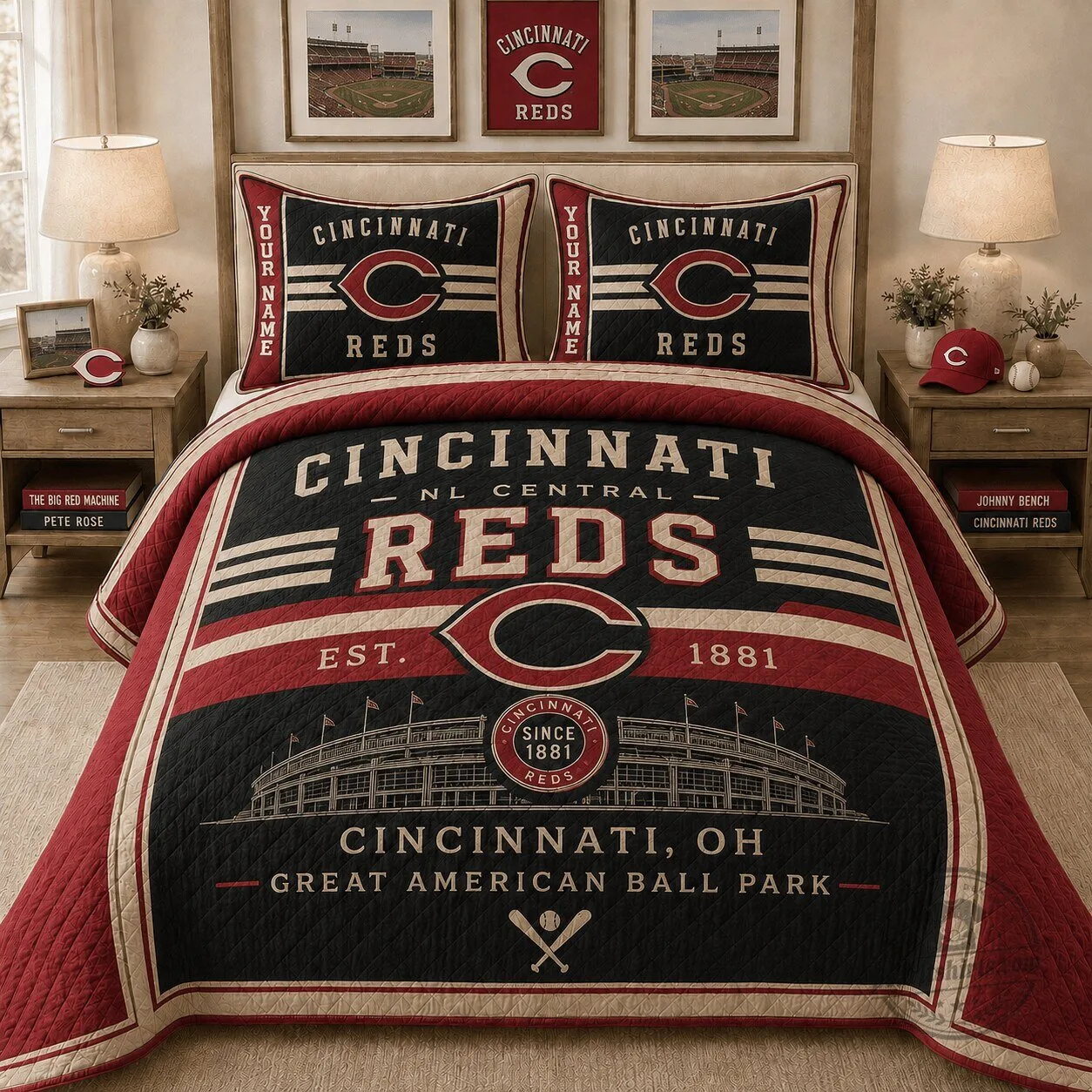 Cincinnati Reds Baseball Team Quilted Bedding Set with Pillow Shams