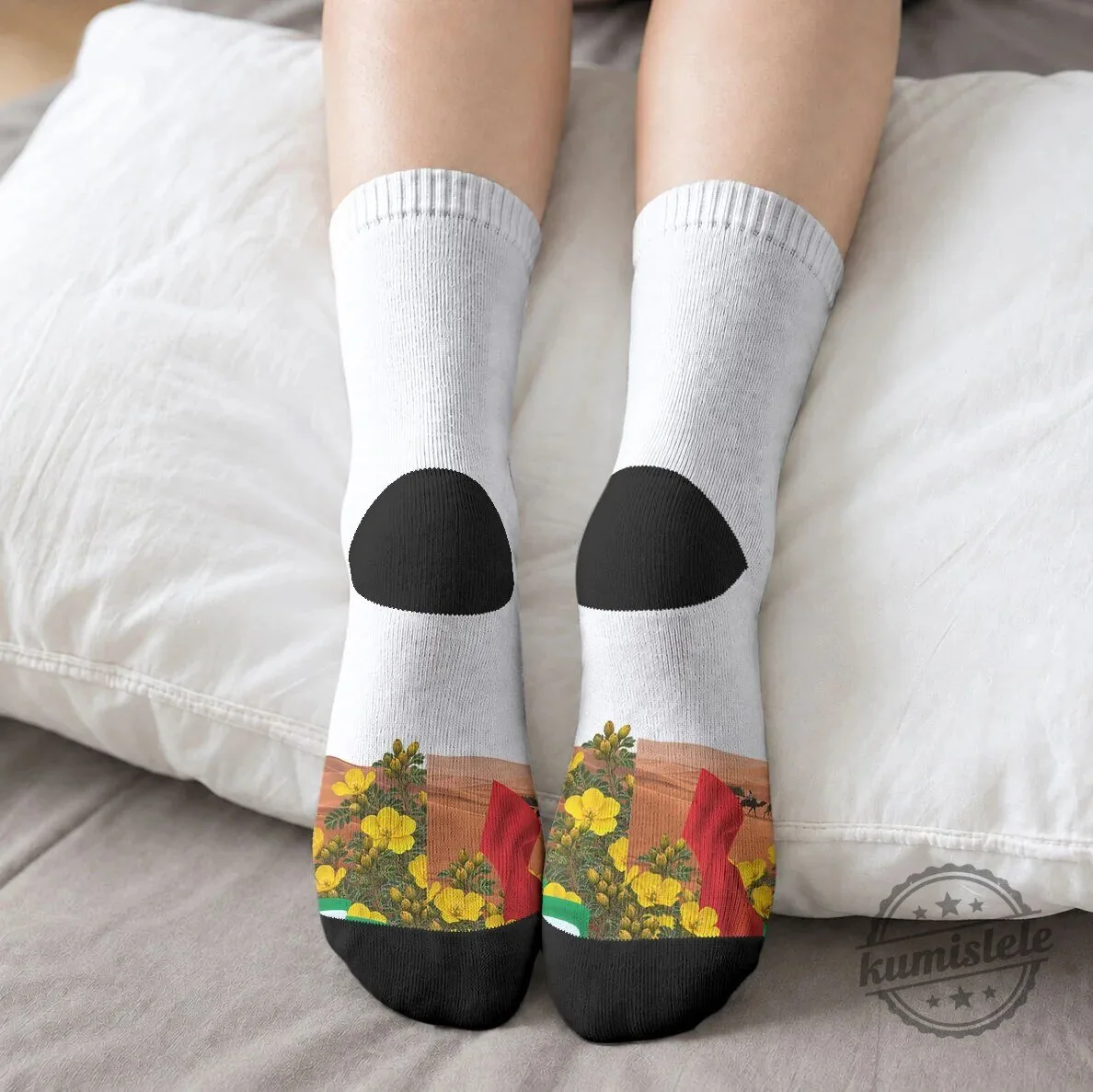 United Arab Emirates National Day Falcon Desert Landscape Crew Socks 8 United Arab Emirates National Day Falcon Desert Landscape Crew Socks