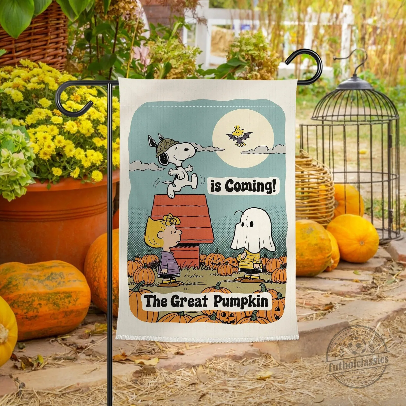 Peanuts Great Pumpkin Snoopy Halloween Garden Flag Outdoor Decor