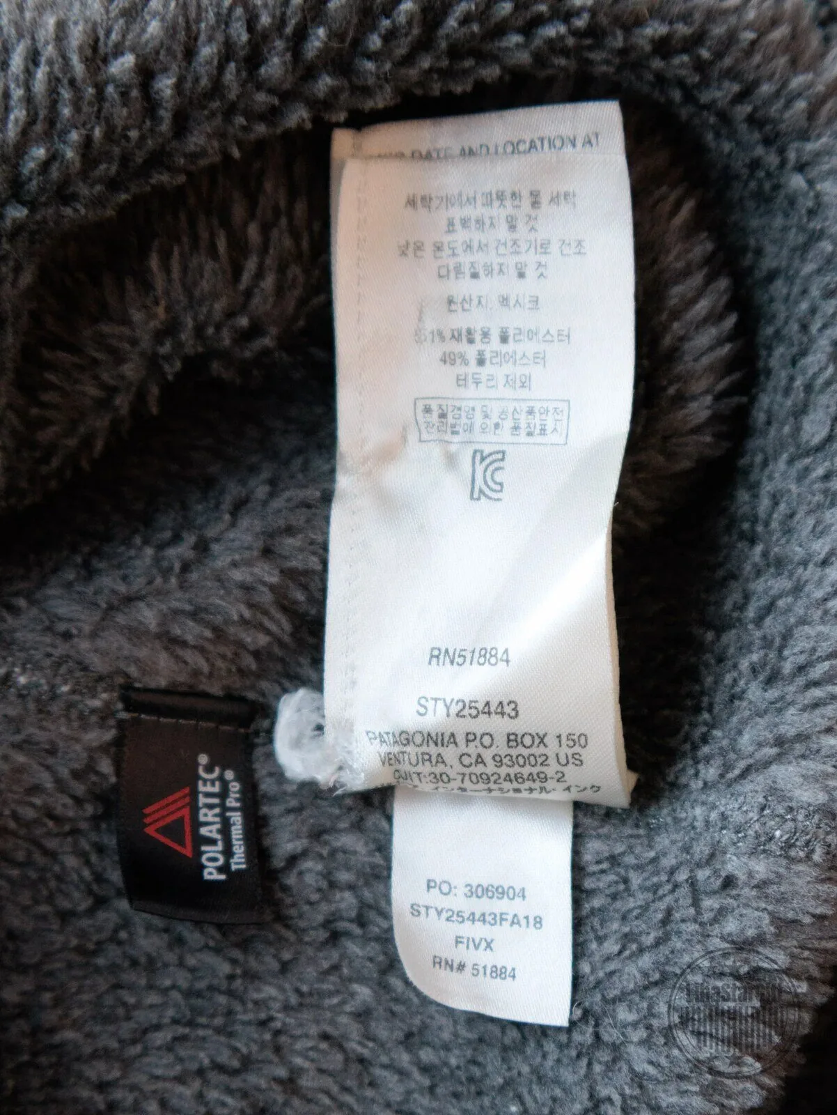 Patagonia Re-Tool Snap-T Pullover Fleece Jacket in Grey with Mint Green Pocket 7 Patagonia Re-Tool Snap-T Pullover Fleece Jacket in Grey with Mint Green Pocket