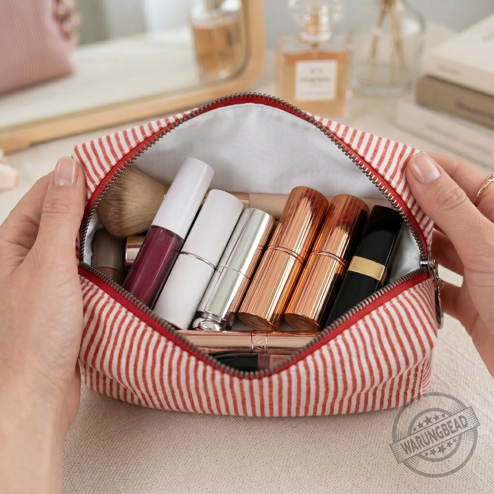 Personalized Birth Flower Makeup Bag with Custom Name for Women 12 Personalized Birth Flower Makeup Bag with Custom Name for Women