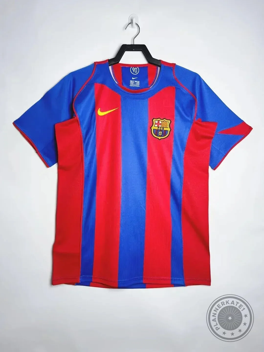 Barcelona 2004-2005 Home Retro Football Club Soccer Fan Jersey