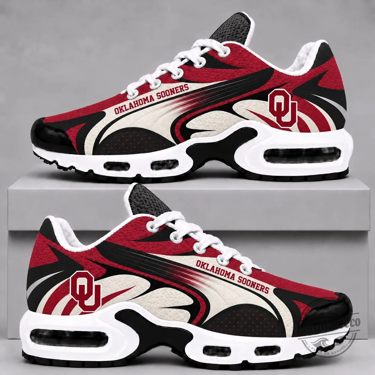 Oklahoma Sooners Team Logo Red and Black Athletic Sneakers Running Shoes