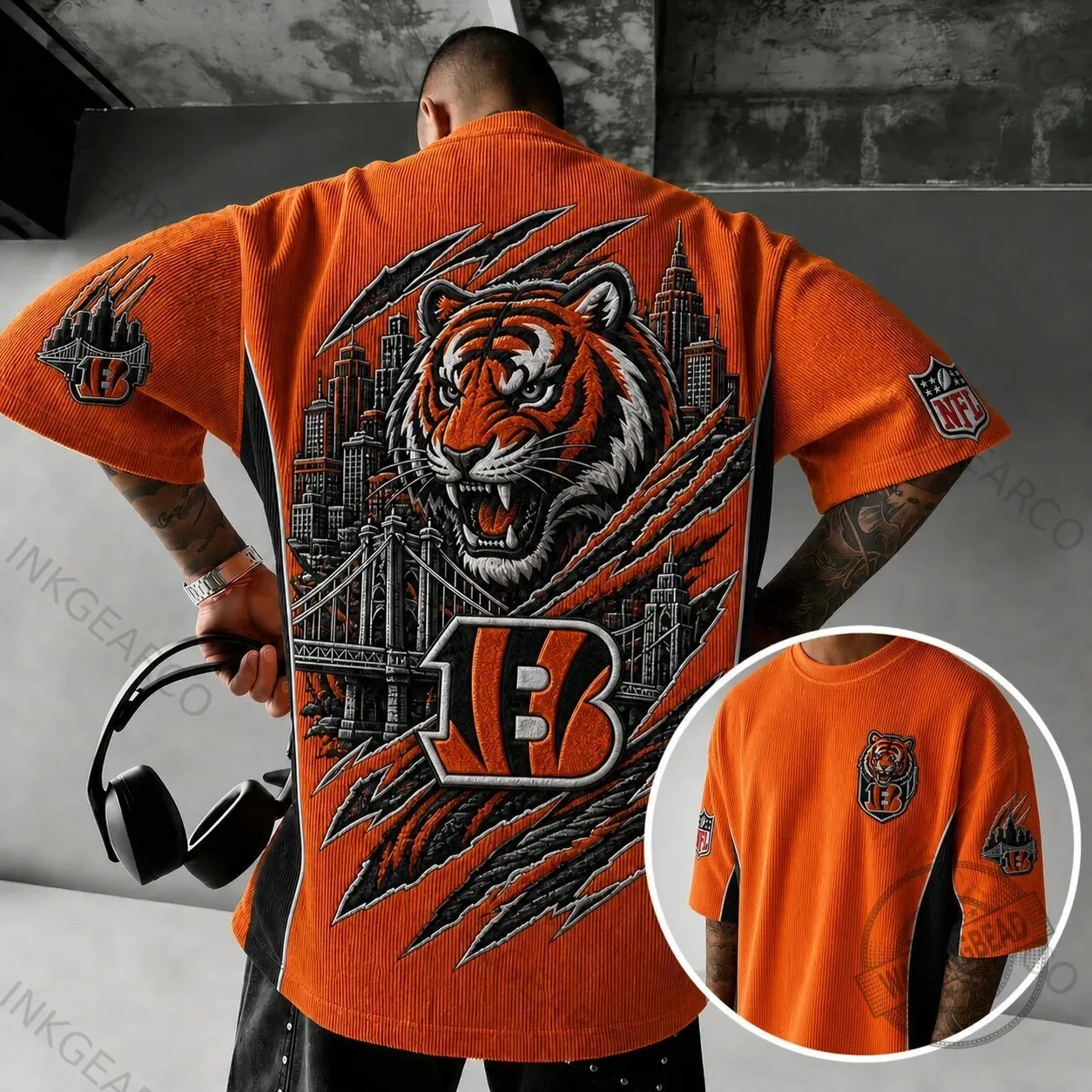 Cincinnati Bengals American Football Team Tiger Mascot Cityscape Graphic T-Shirt