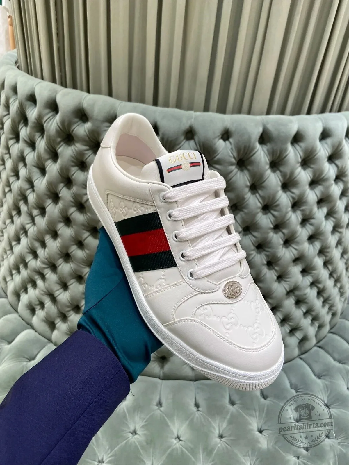 Low-Top White Leather Sneakers by Gucci Featuring Web Stripe Design 6 Low-Top White Leather Sneakers by Gucci Featuring Web Stripe Design
