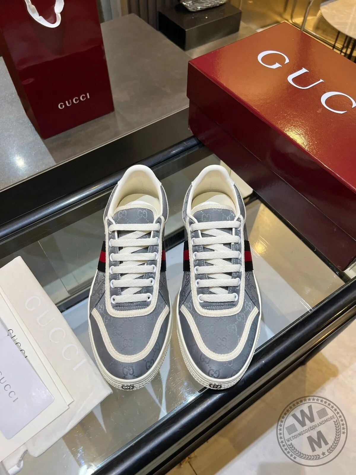 Gucci Grey Canvas Low Top Sneakers with Red and Green Stripe 6 Gucci Grey Canvas Low Top Sneakers with Red and Green Stripe