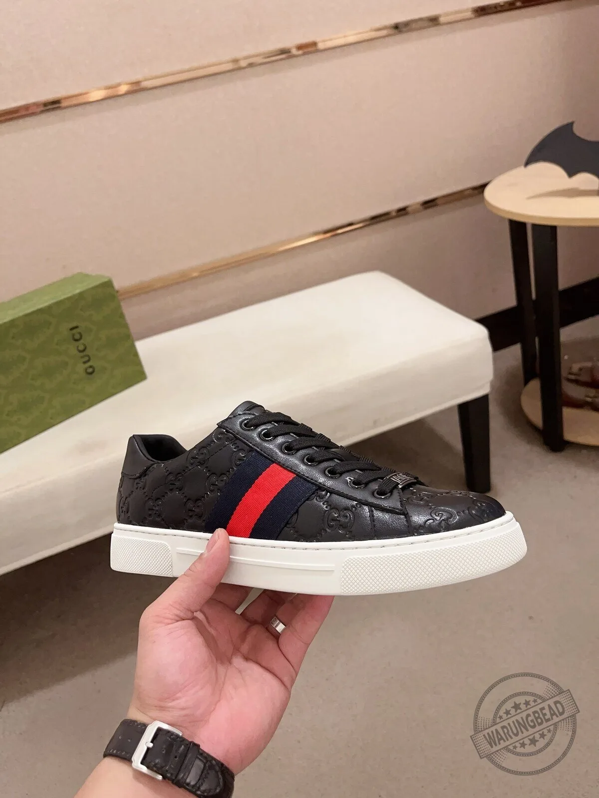 Gucci Black Leather Ace Embossed Interlocking G Stripe Low-Top Sneakers