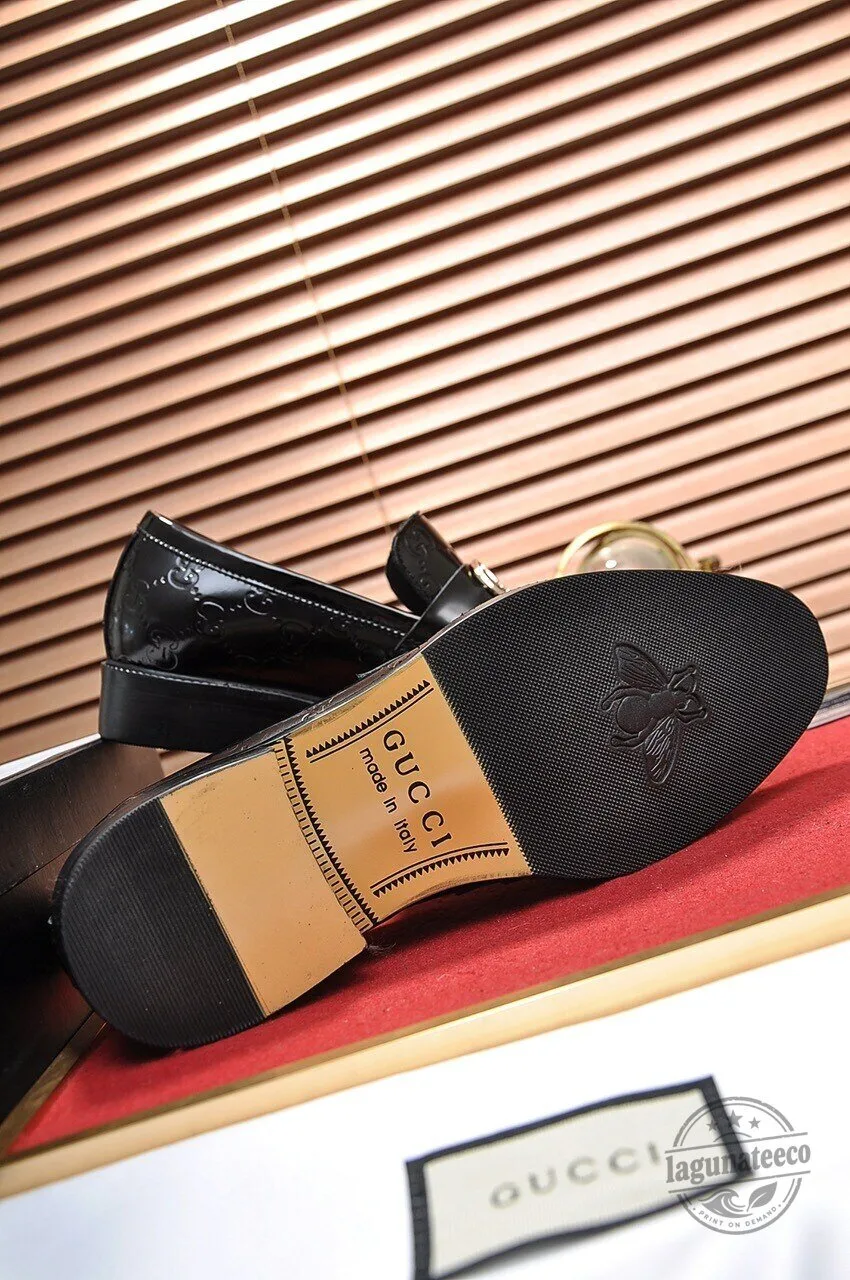 Men's Horsebit Loafers in Black Leather from Gucci 9 Men