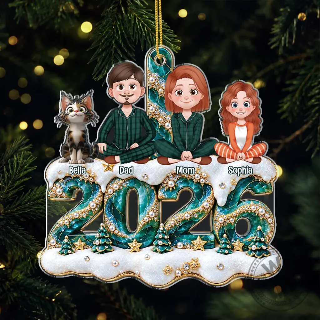 Personalized Family Christmas Tree Ornament with Custom Photo Personalized Family Christmas Tree Ornament with Custom Photo