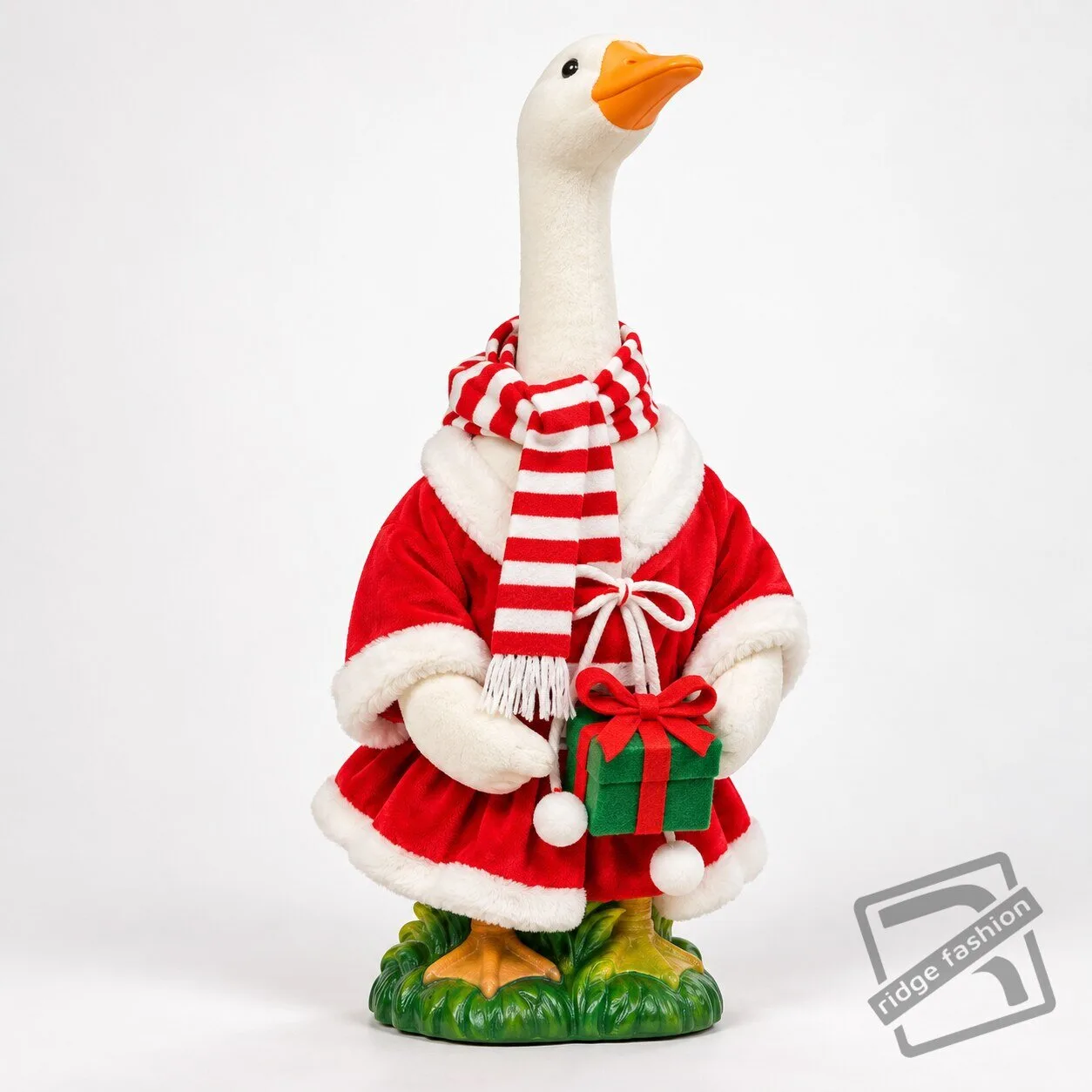 Festive Christmas Lawn Goose Statue Outfit Set – Holiday Porch Goose Decor Christmas Lawn Goose Outfit Set – Festive Holiday Porch Decor – image 5 of 9