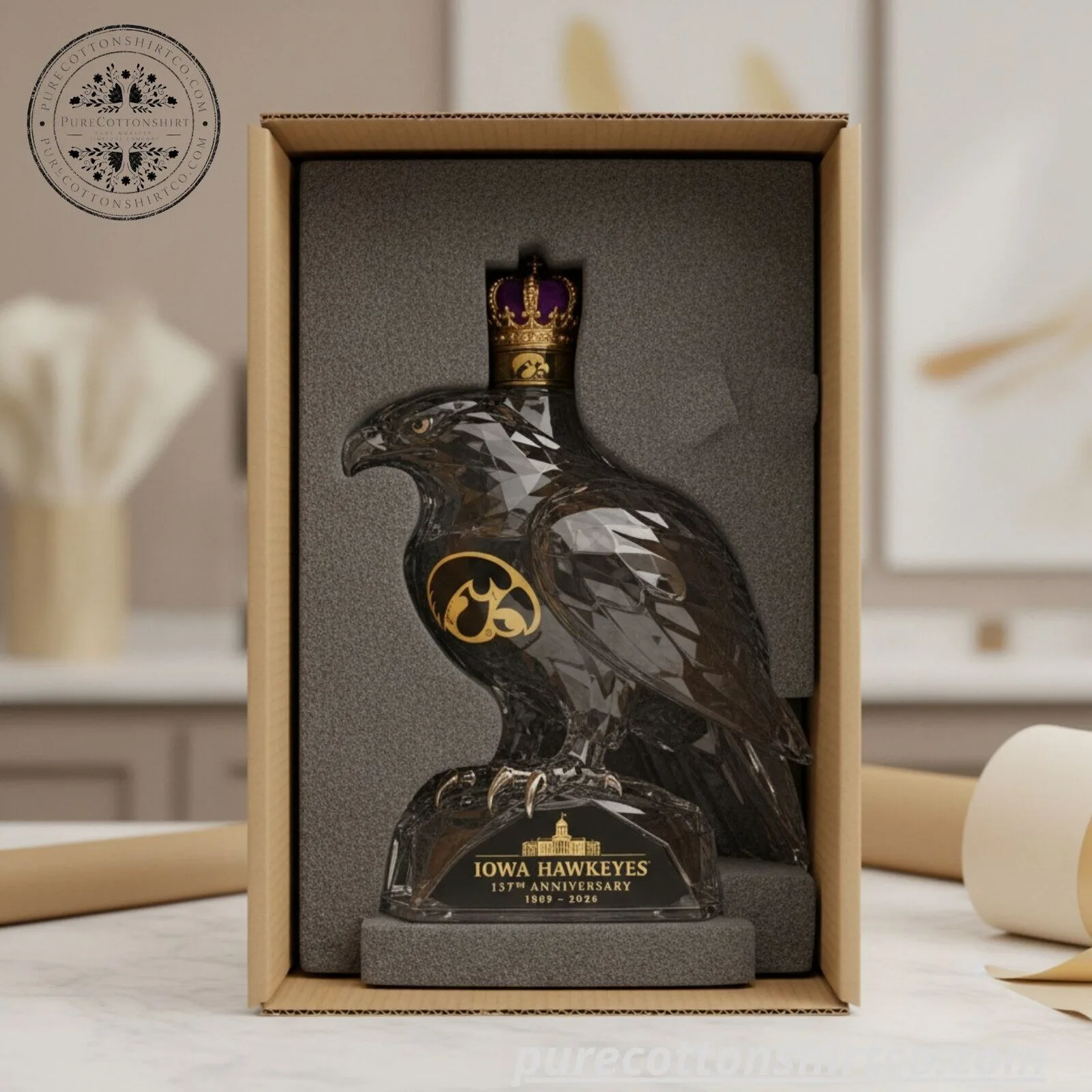 Iowa Hawkeyes Hawk Shaped Crystal Glass Whiskey Decanter - 1889-2026 Anniversary 9 Iowa Hawkeyes Hawk Shaped Crystal Glass Whiskey Decanter - 1889-2026 Anniversary