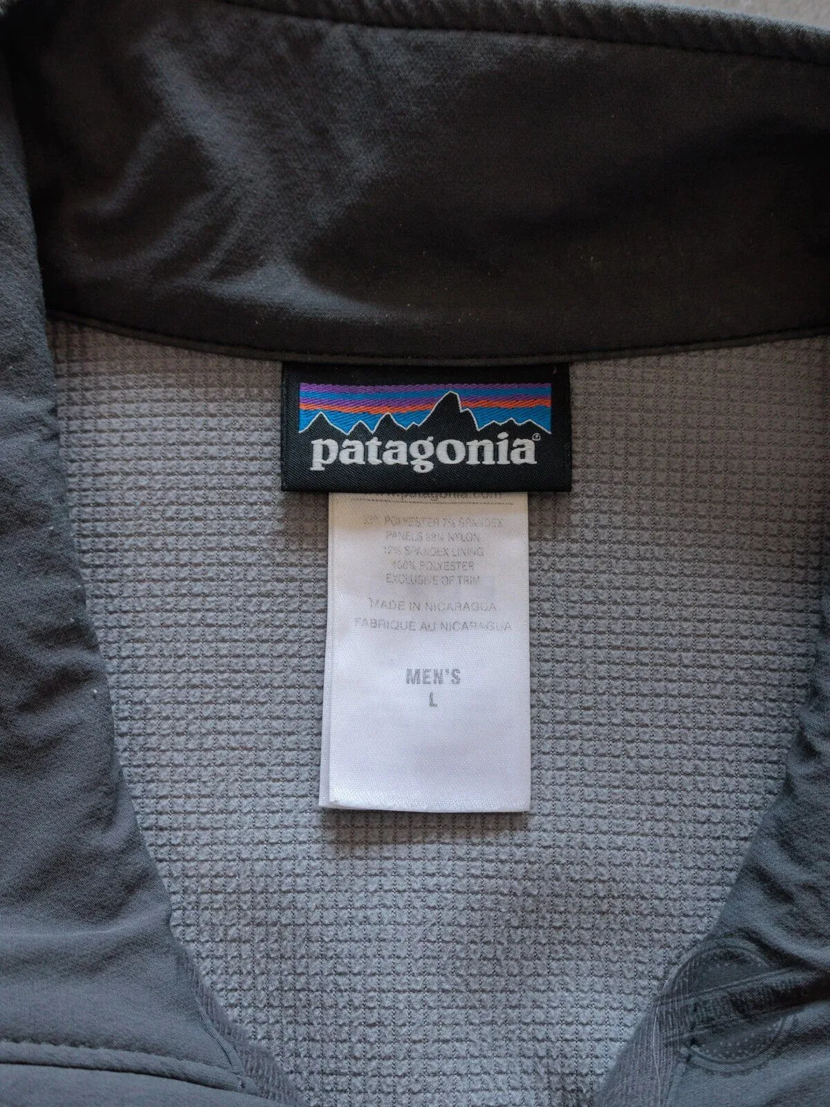 Patagonia Polartec Grey Full Zip Sleeveless Vest Jacket for Men 11 Patagonia Polartec Grey Full Zip Sleeveless Vest Jacket for Men