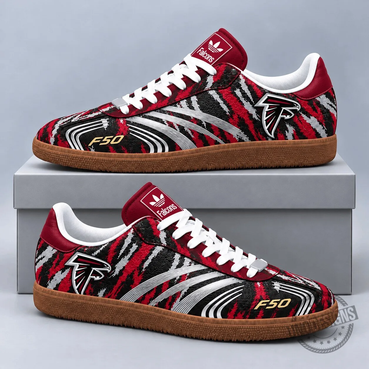 Retro Low Top Casual Sneakers with Gum Sole in Atlanta Falcons Tiger Print F50 Design