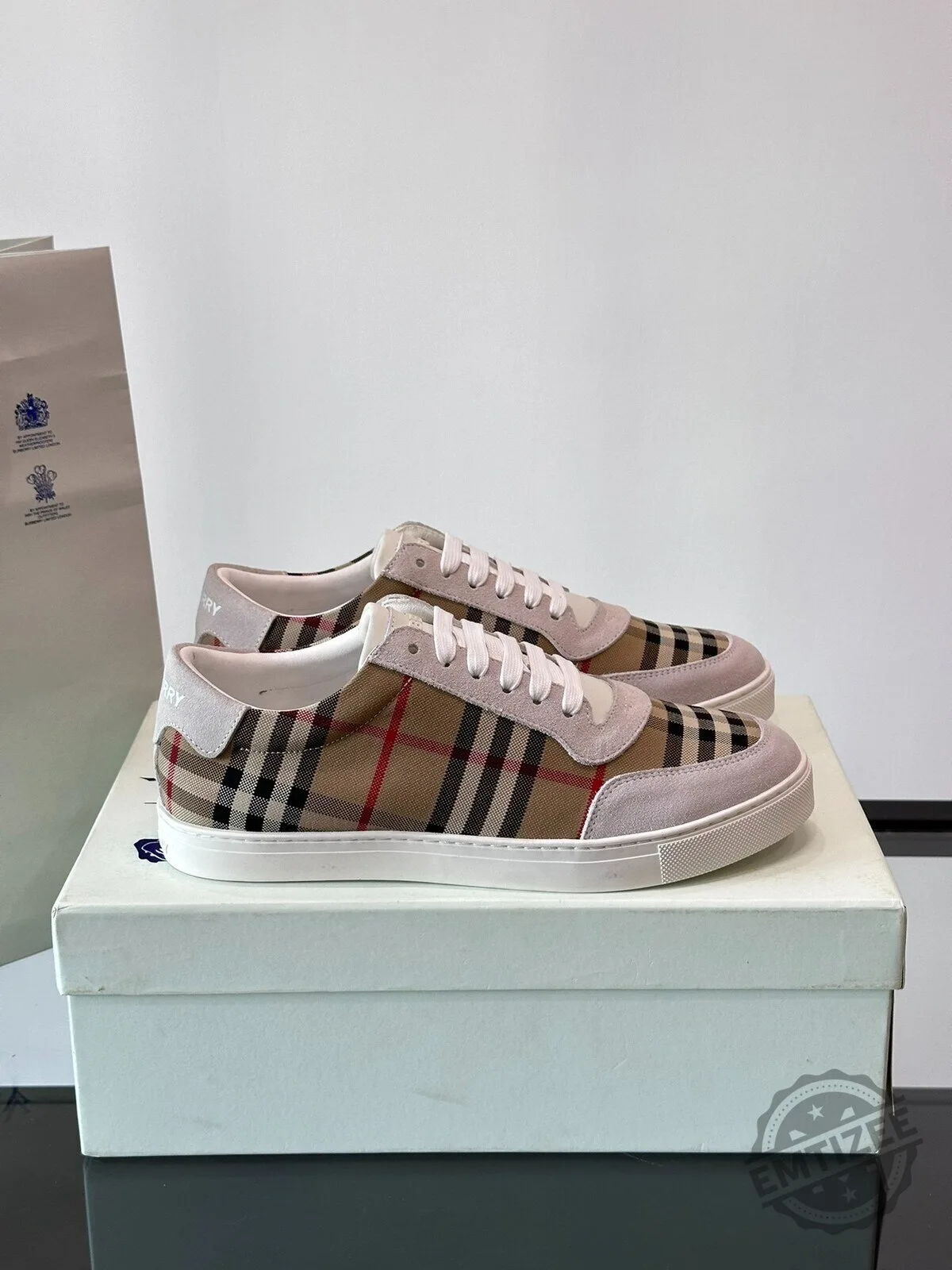 Burberry Check Pattern Casual Low Top Sneakers for Men and Women