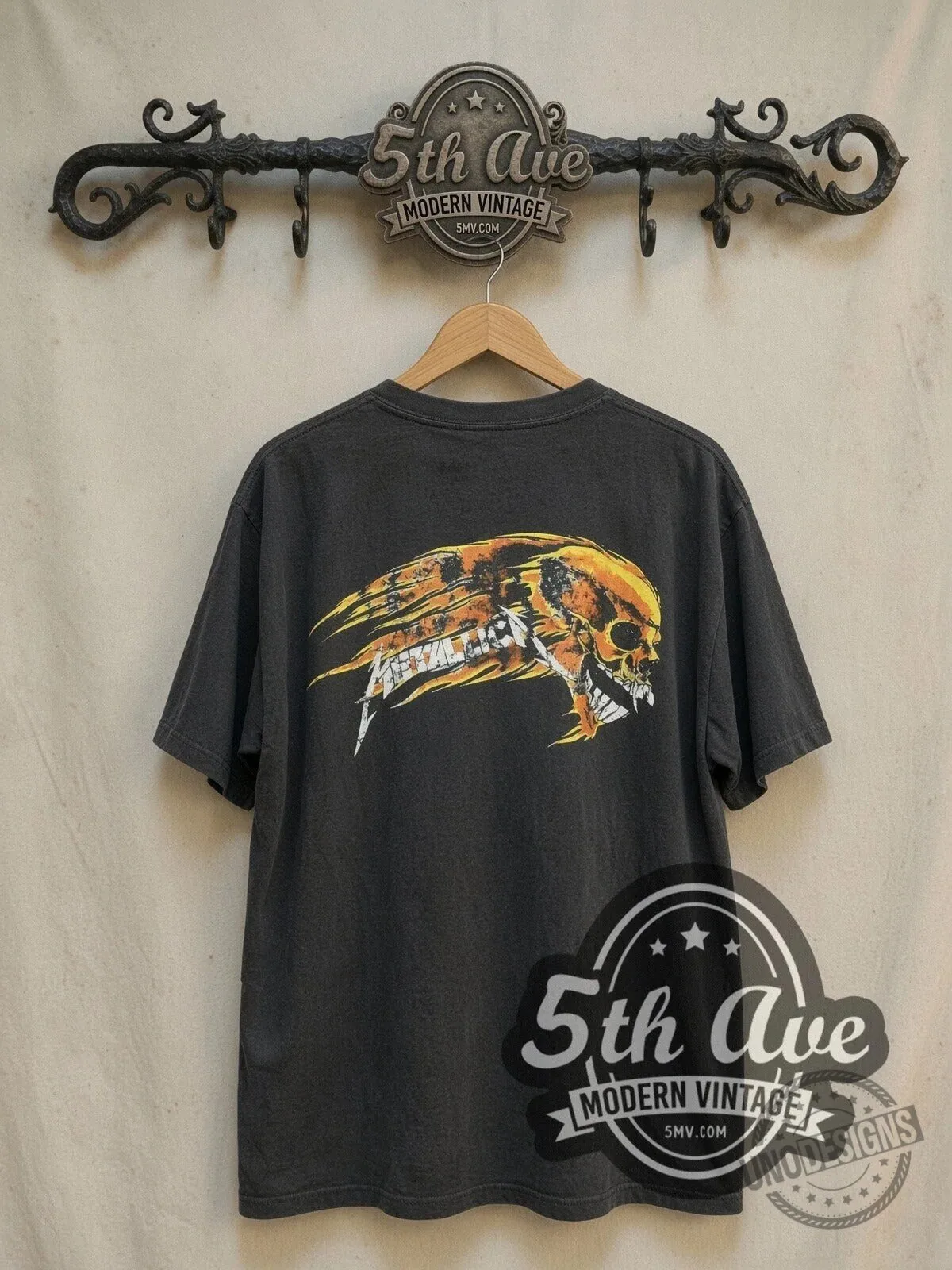 Metallica Pushead Skull and Flaming Sun Graphic Print Vintage Black T-Shirt 4 Metallica Pushead Skull and Flaming Sun Graphic Print Vintage Black T-Shirt